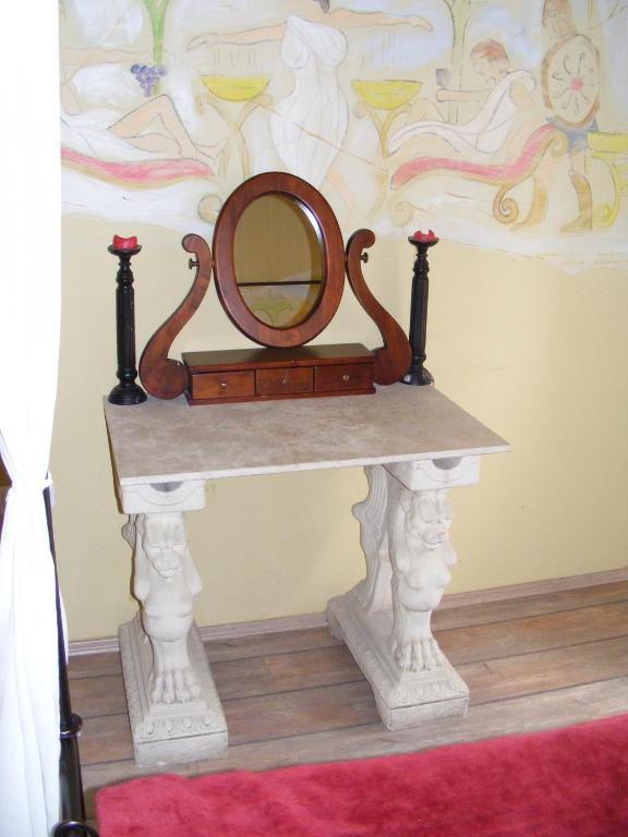 Don Quijote Koezepkori Panzio Es Etterem Ξενοδοχείο Lenti Δωμάτιο φωτογραφία